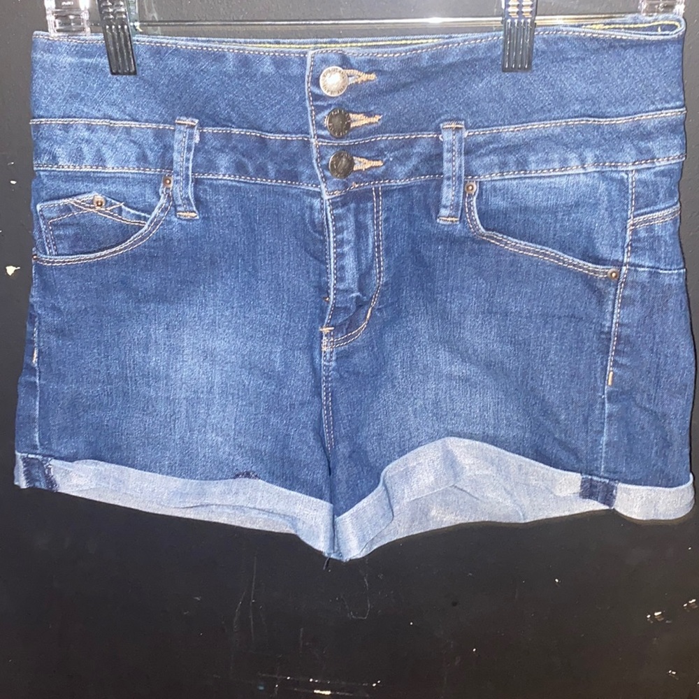 Cute denim shorts